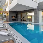Dom wakacyjny Stunning In With Sauna Makarska