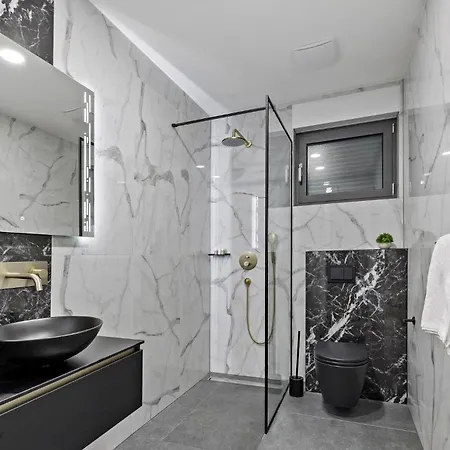 Stunning In With Sauna