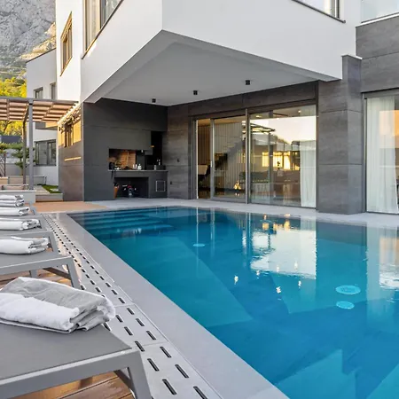 Σπίτι διακοπών Stunning In With Sauna Μακάρσκα