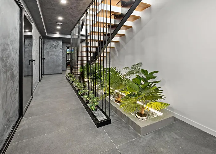 Nyaraló Stunning In With Sauna *