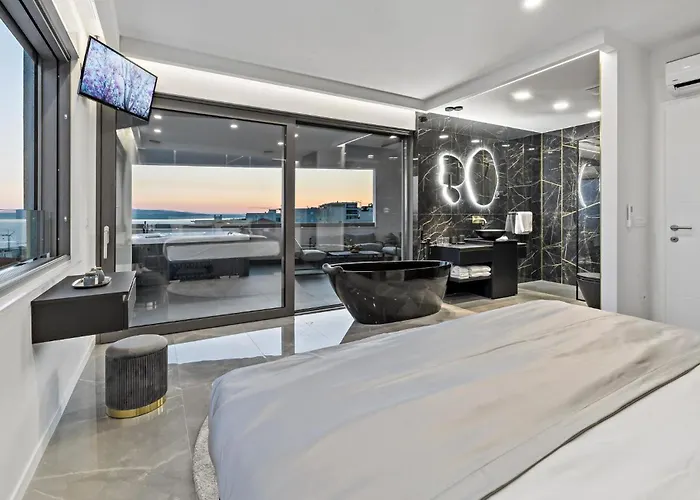 Tatil Evi Stunning In With Sauna Makarska