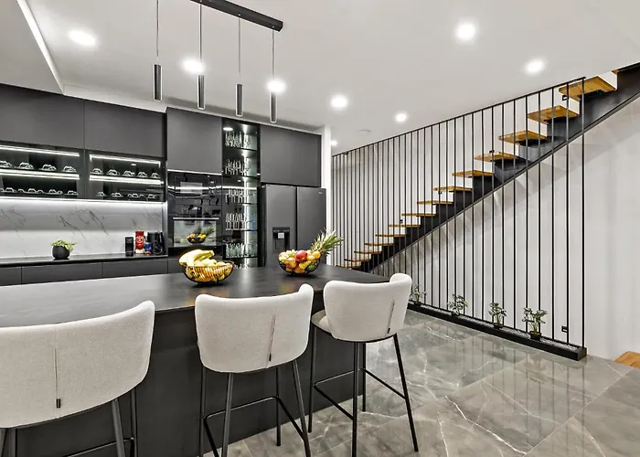 Stunning In With Sauna Tatil Evi Makarska