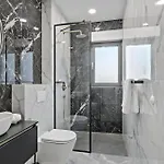 Amazing In With Sauna بيت للعطل ماكارسكا